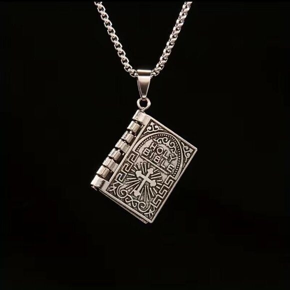 Holy Bible with The Lord's Prayer Necklace / Pendant #858 - Picture 4 of 16
